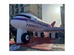 Mô hình máy bay bơm hơi